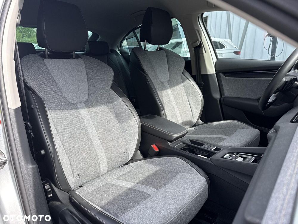 Skoda Octavia 1.5 TSI mHEV Selection DSG - 18