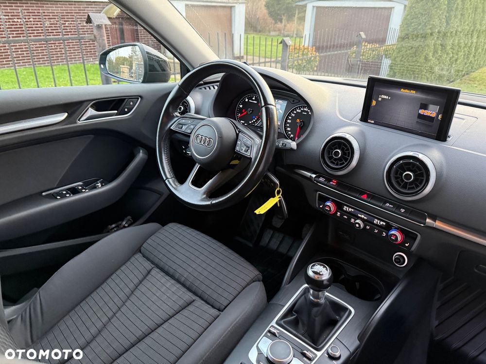 Audi A3 Sportback 1.6 TDI(clean diesel) Ambition - 16