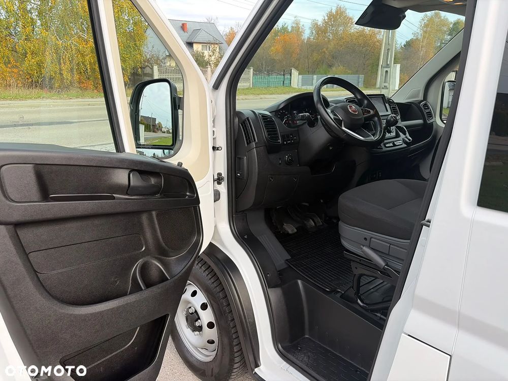 Fiat Ducato 9 osobowy CarPol (Trafic) - 25