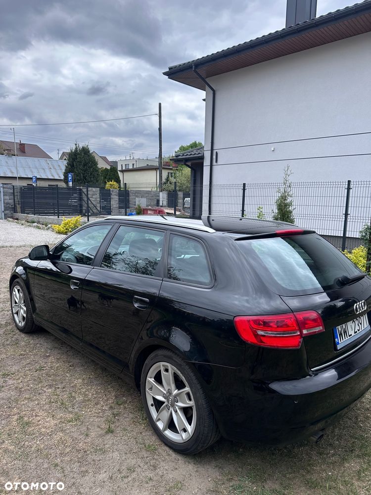 Audi A3 Sportback 2.0 TDI DPF Ambiente - 4