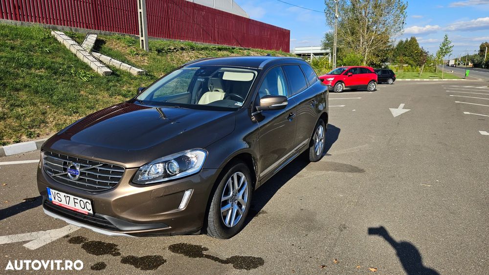 Volvo XC 60 D4 AWD Geartronic Summum - 8