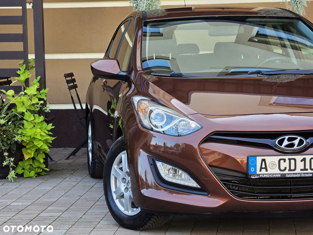 Hyundai i30 1.4 Comfort - 13