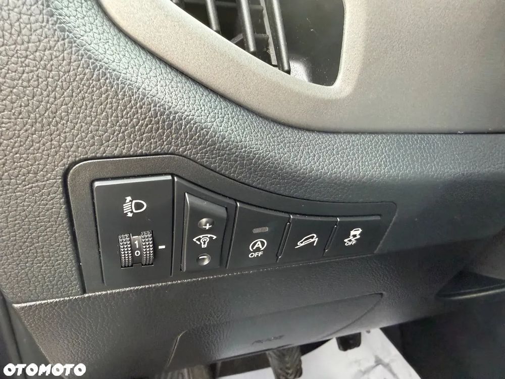 Kia Sportage 1.6 GDI 2WD Attract - 19