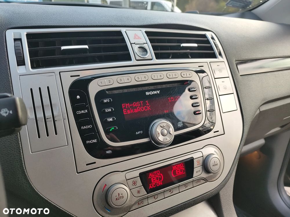 Ford Kuga 2.0 TDCi Titanium - 30