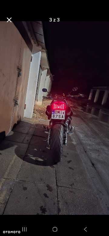 Suzuki GSR - 3