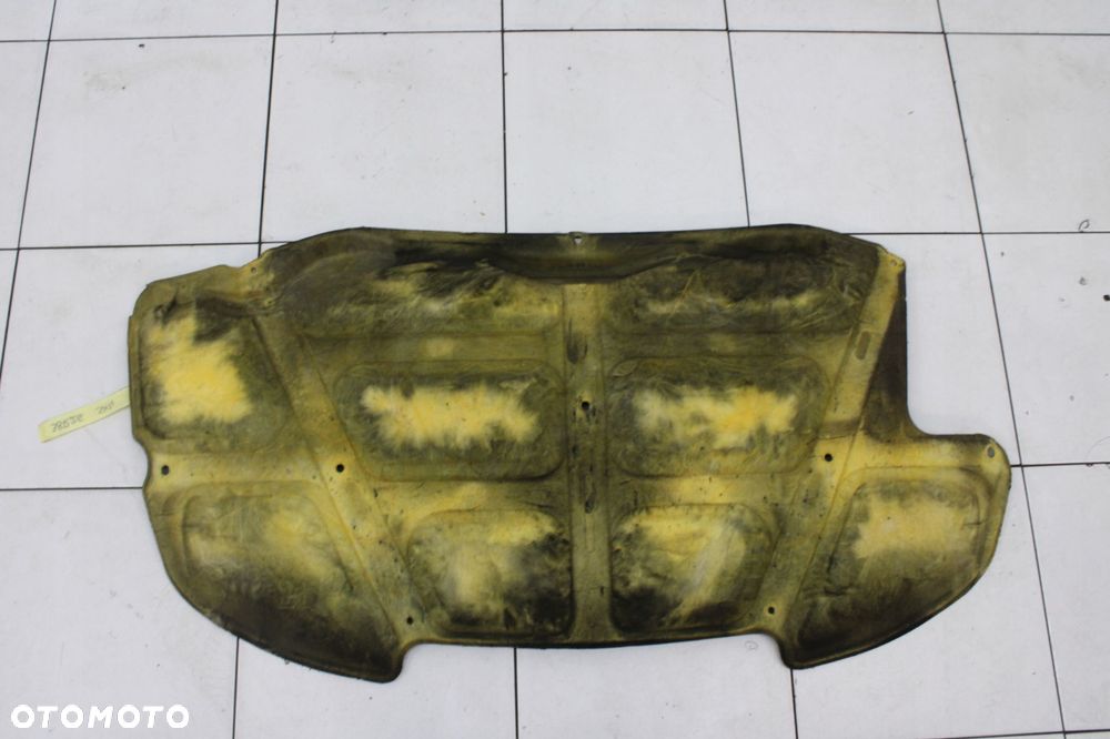 SUZUKI SX4 06R- WYGŁUSZENIE WYCISZENIE PODBITKA MASKI - 2