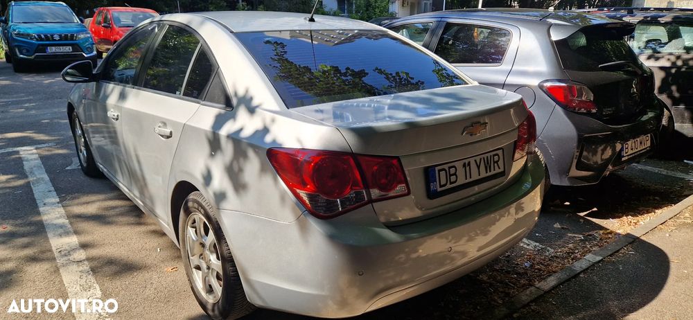 Chevrolet Cruze 2.0 SOHC LT - 3