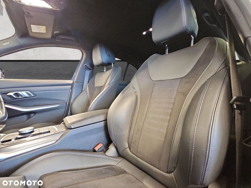 BMW Seria 3 - 12