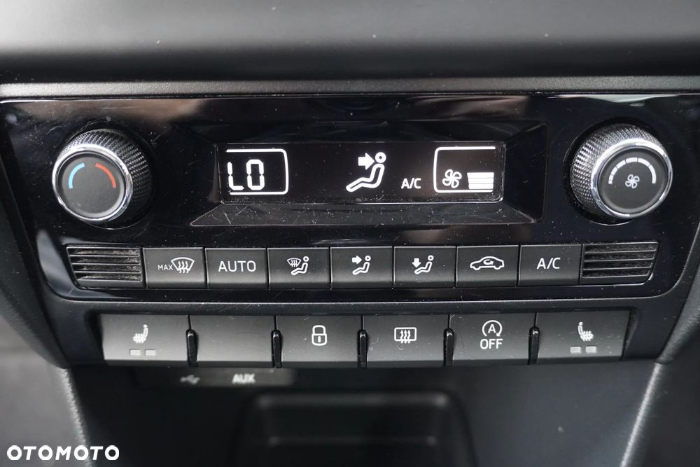 Skoda RAPID 1.2 TSI Green tec Edition - 22