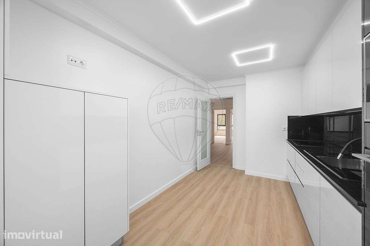 Apartamento T4 para venda - Grande imagem: 2/19