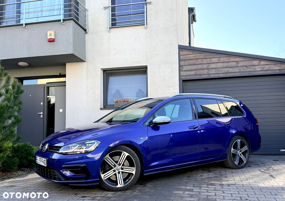 Volkswagen Golf - 4
