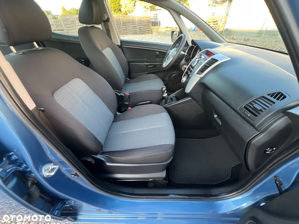 Kia Venga 1.4 CVVT Attract - 14