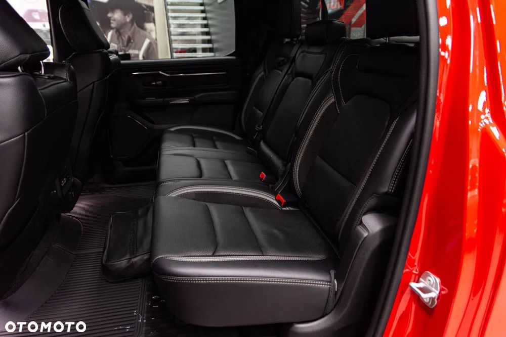 RAM 1500 5.7 Crew Cab Laramie - 29