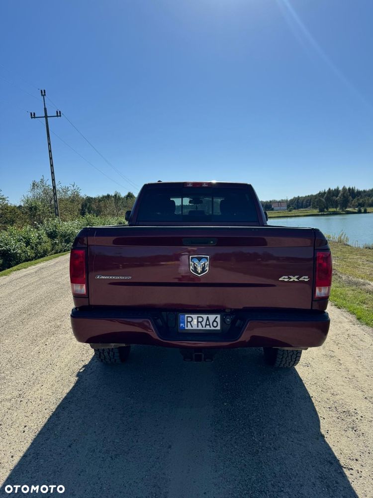 Dodge RAM 1500 5.7 4x4 - 7
