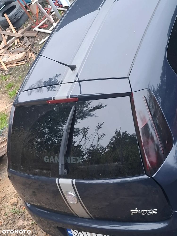 Fiat Punto 1.4 Easy S&S - 4