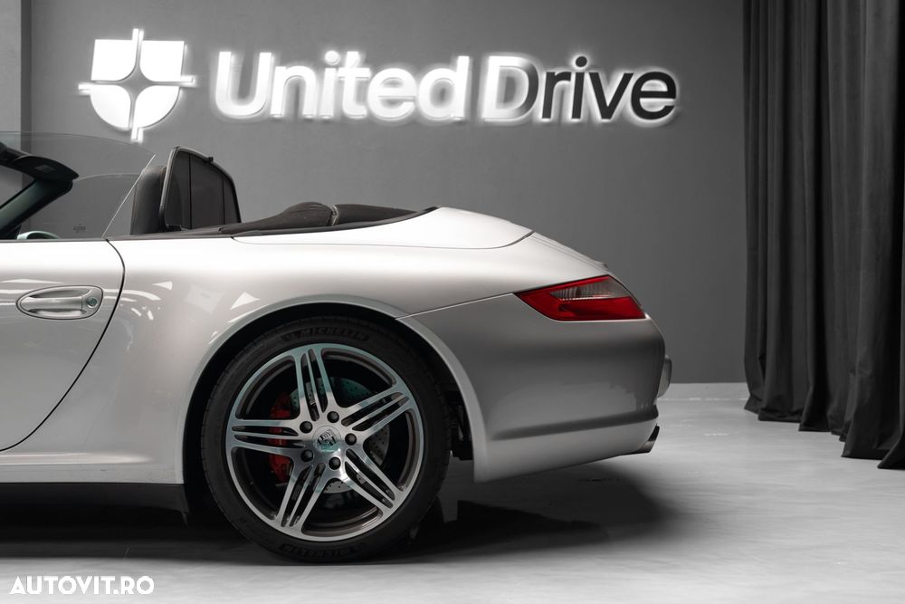 Porsche 911 - 9