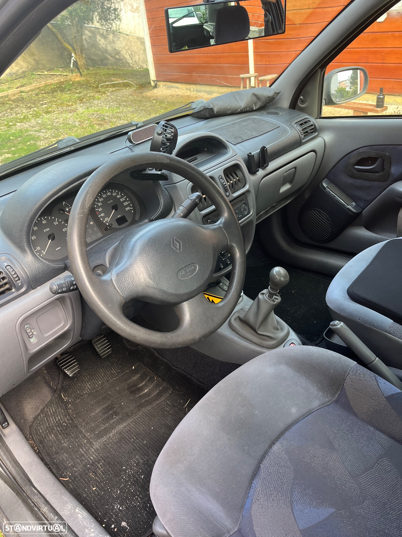 Renault Clio 1.2 RN - 4