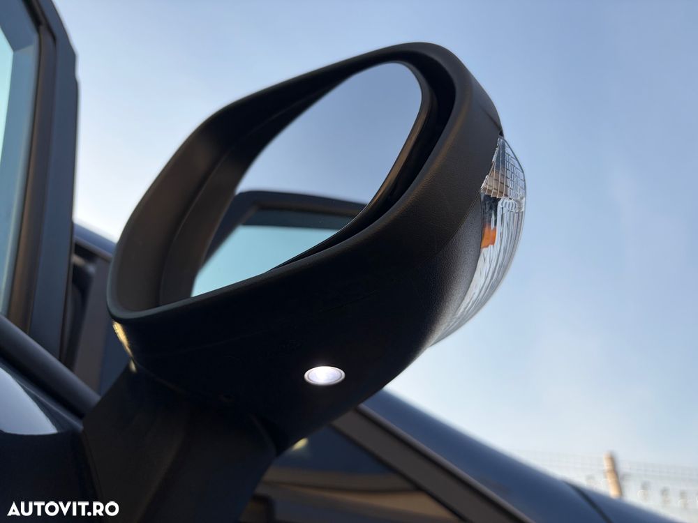 Ford Fiesta 1.0 EcoBoost mHEV Trend Connected - 8