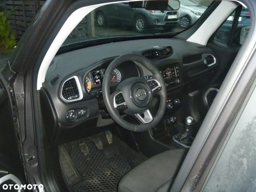 Mitsubishi ASX 1.6 Inform EU6 - 21