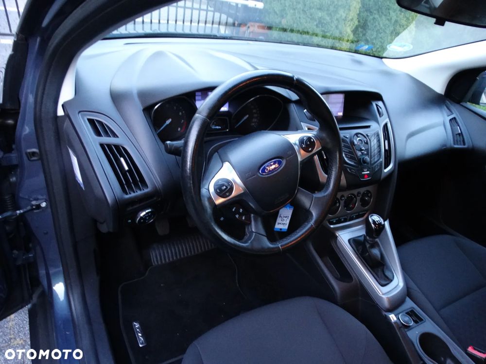 Ford Focus - 12
