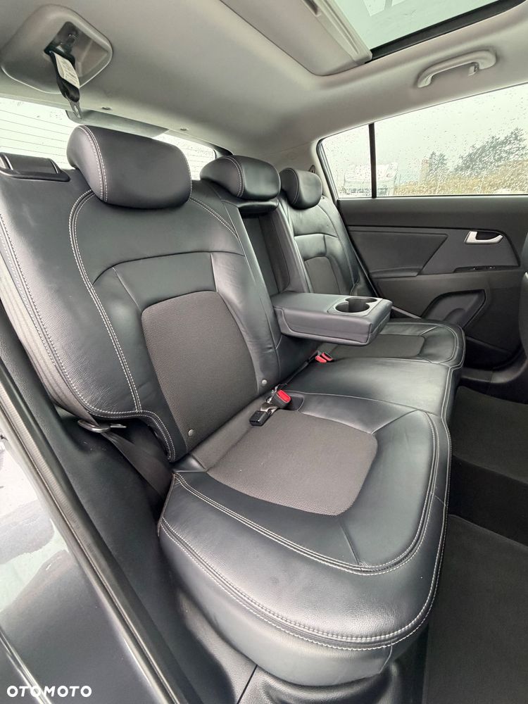 Kia Sportage 2.0 CVVT 4WD Spirit - 30