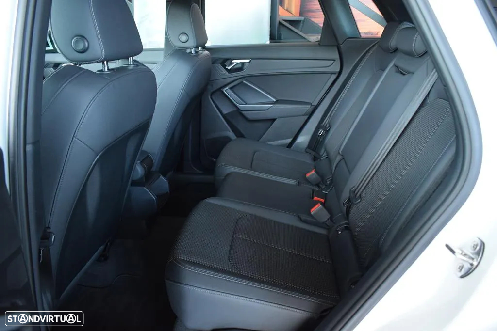 Audi Q3 35 TDI S line S tronic - 24