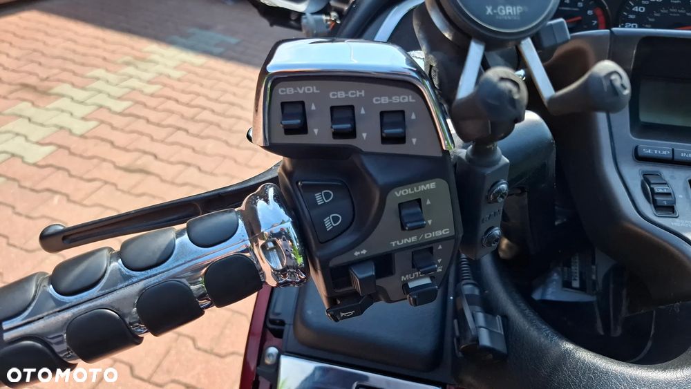 Honda GL - 28