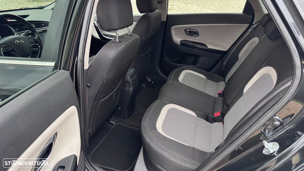 Kia Ceed SW 1.4 CRDi Prime - 17