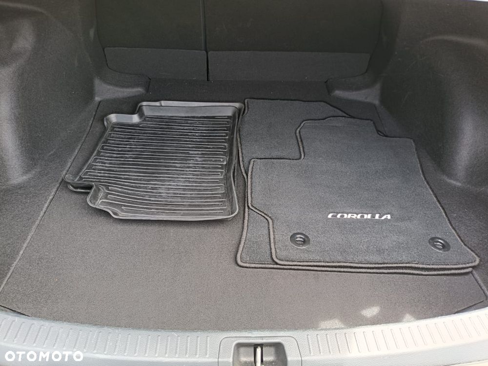 Toyota Corolla 1.5 Comfort - 24