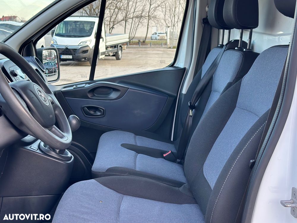 Opel Vivaro - 6