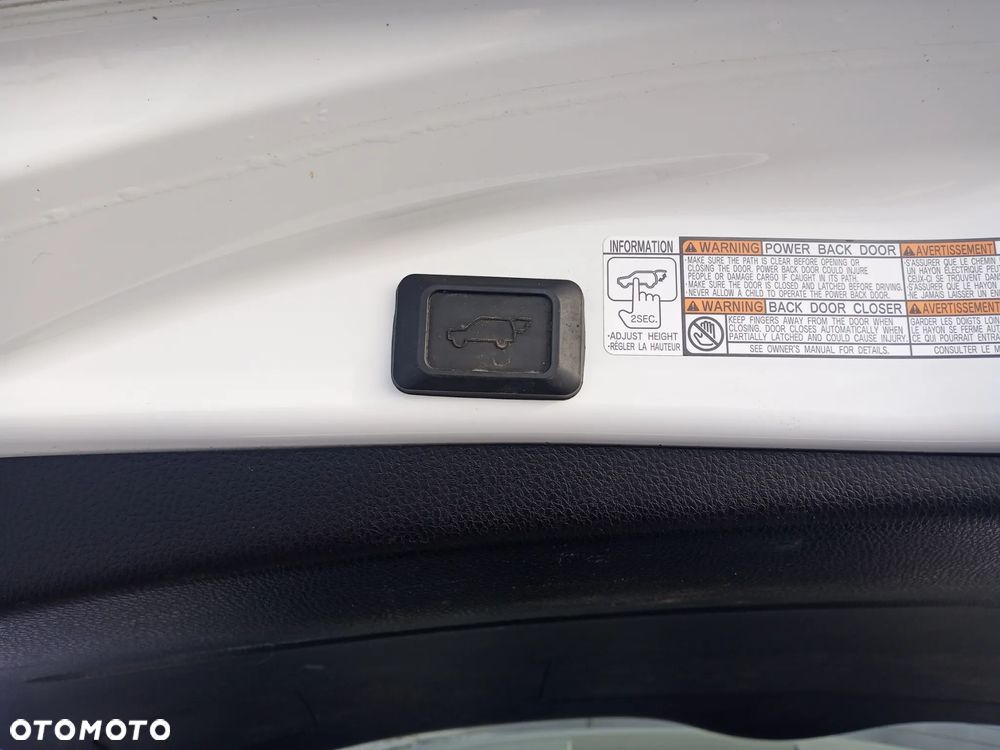 Toyota RAV4 ver-2-5-hybrid-executive-4x2 - 9