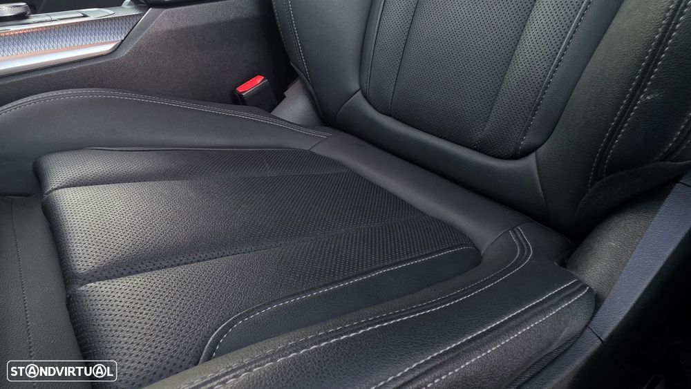 BMW i4 eDrive40 Pack Desportivo M - 48