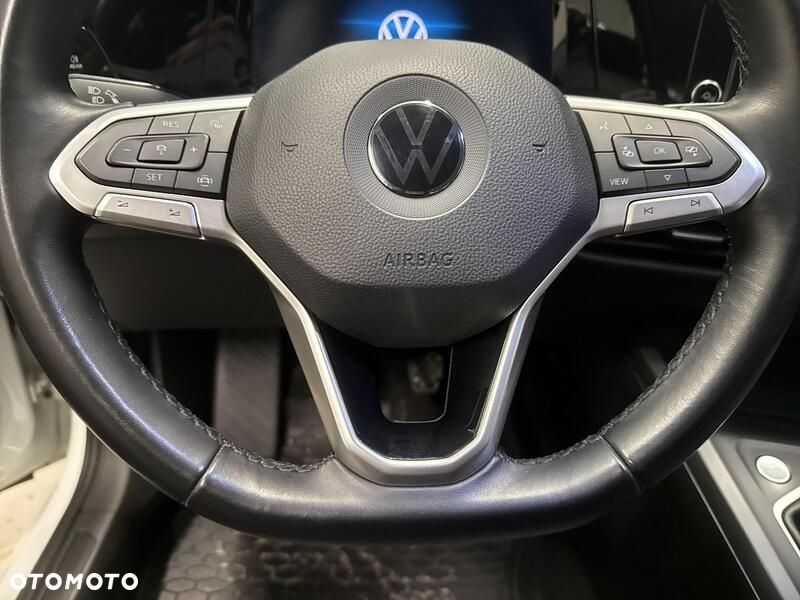 Volkswagen Golf - 13