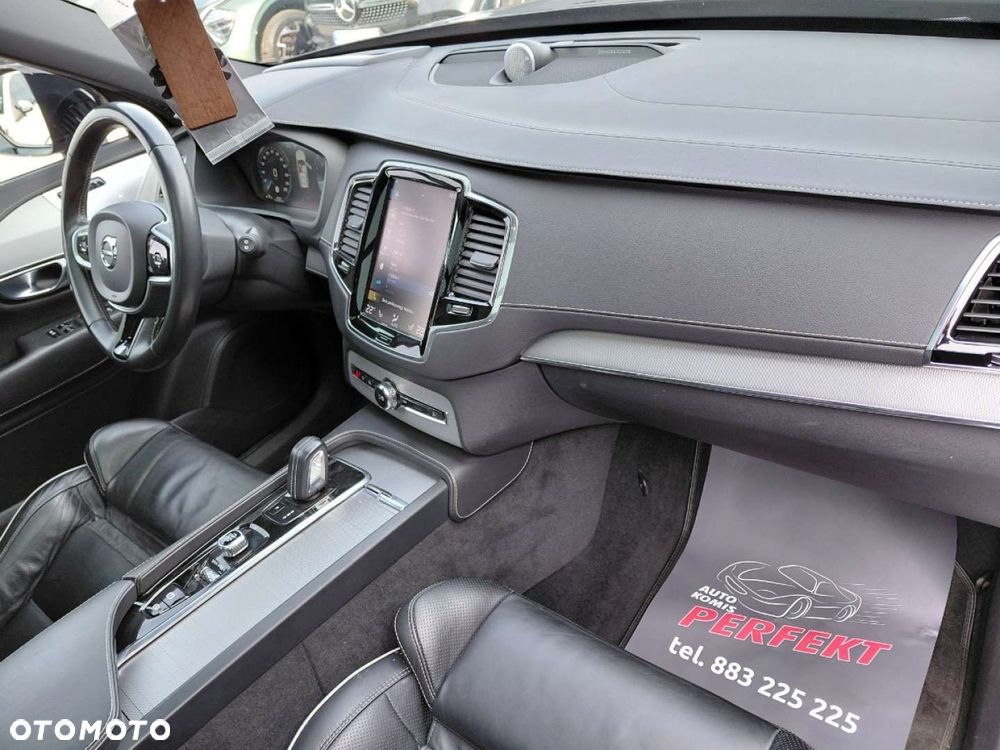 Volvo XC 90 - 18