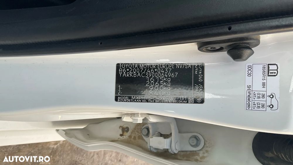 Toyota Yaris 1.5 VVT-i HSD Eco - 29