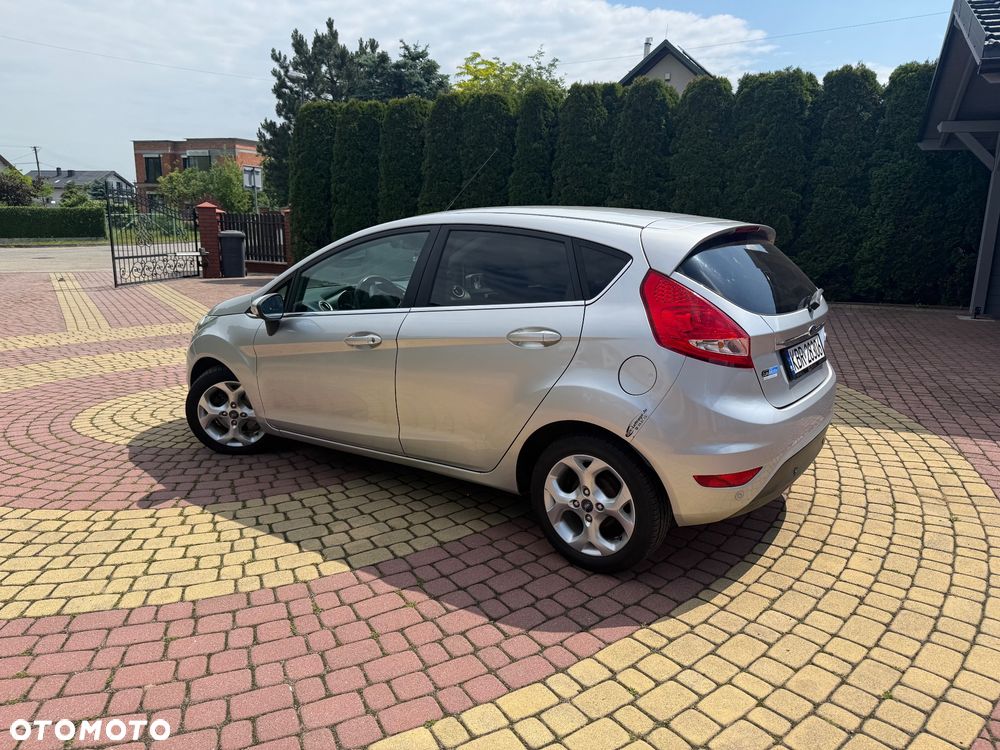 Ford Fiesta 1.6 Ti-VCT Titanium - 9