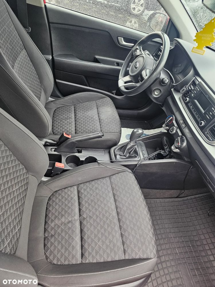 Kia Rio 1.4 M - 7
