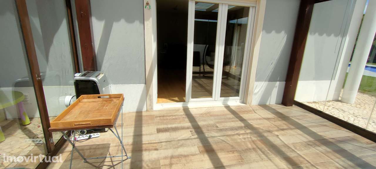 Moradia T4 isolada com piscina e garagem em Sintra - Grande imagem: 5/33