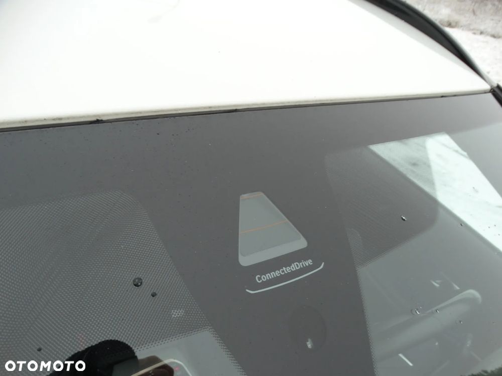 BMW Seria 3 318d Edition M Sport Shadow - 15