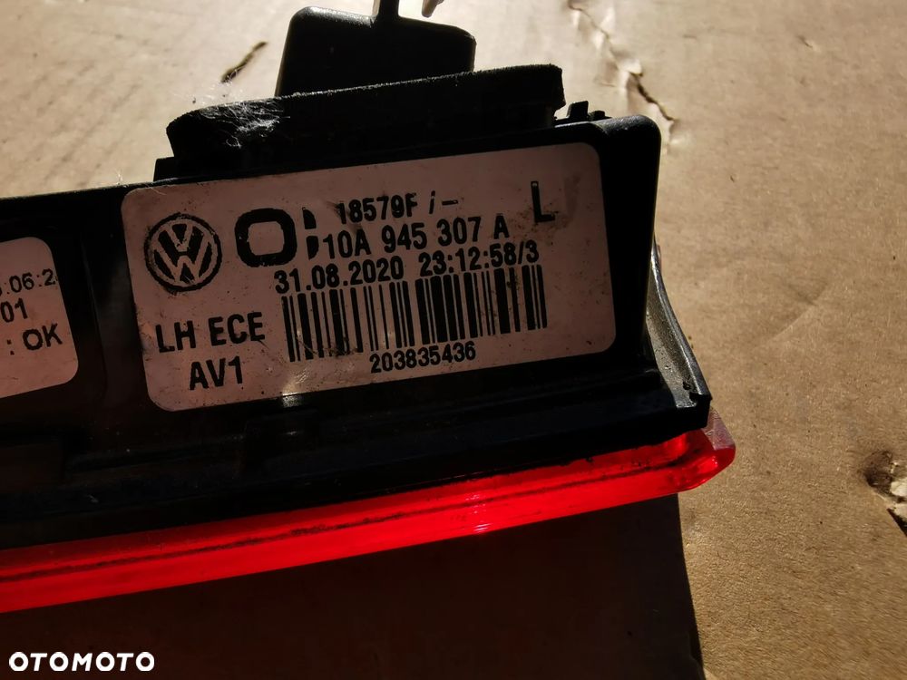 VW ID.3 ID3 Lampa lewy tył tylna lewa w zderzak lampka odblask - 6