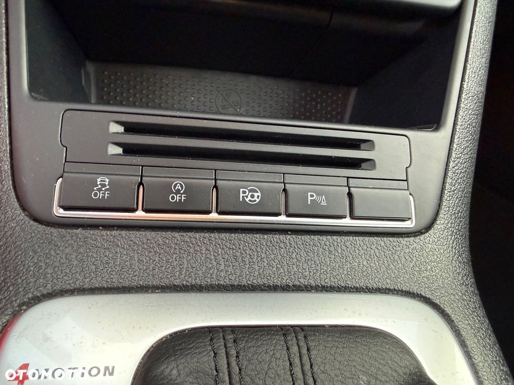 Volkswagen Tiguan 2.0 TDI 4Mot R-Style DSG - 35