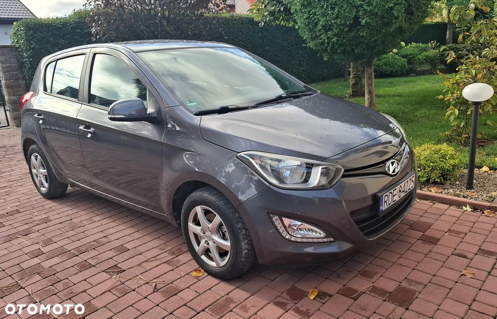 Hyundai I20 2015 photo 2