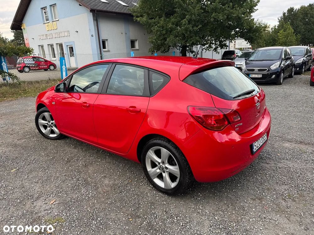 Opel Astra - 8