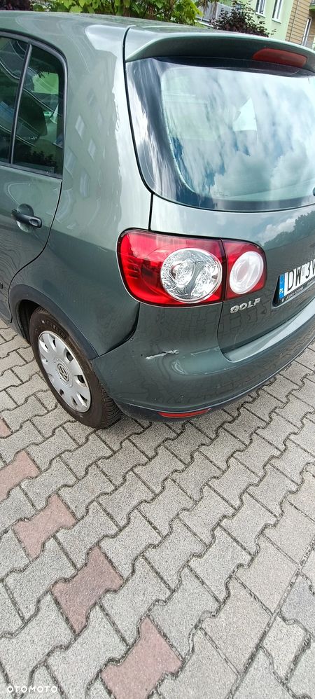 Volkswagen Golf Plus 1.6 FSI Comfortline - 4
