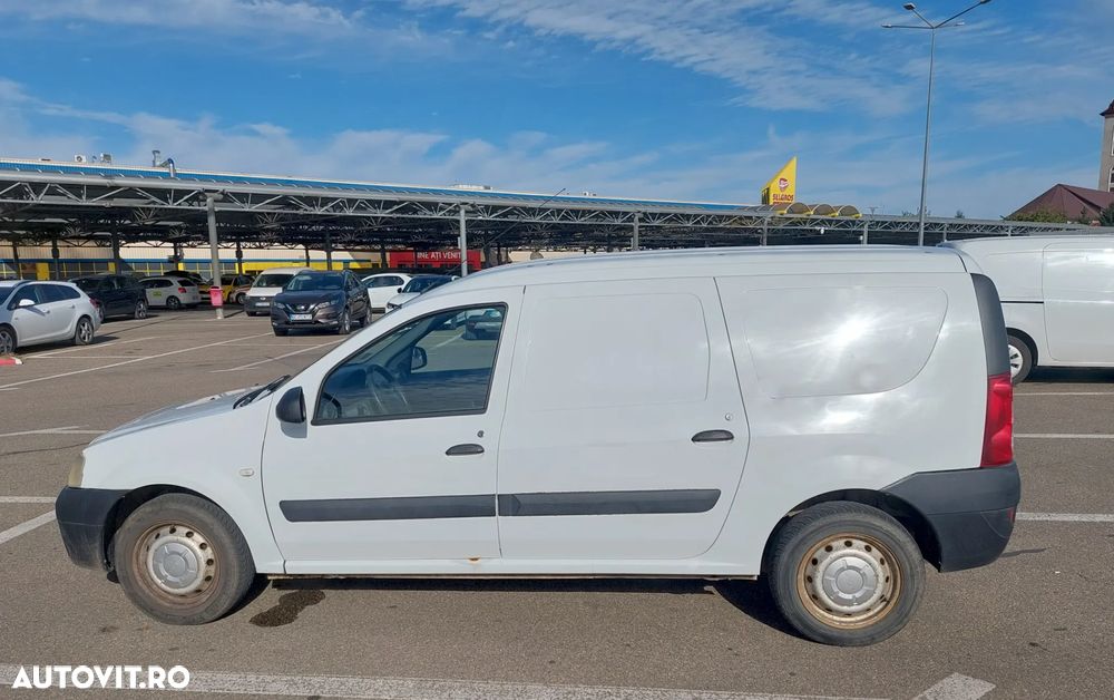 Dacia Logan Van - 1