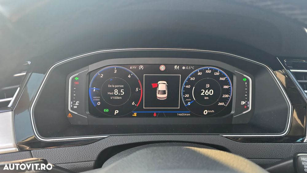 Volkswagen Passat 2.0 TDI DSG Highline - 11