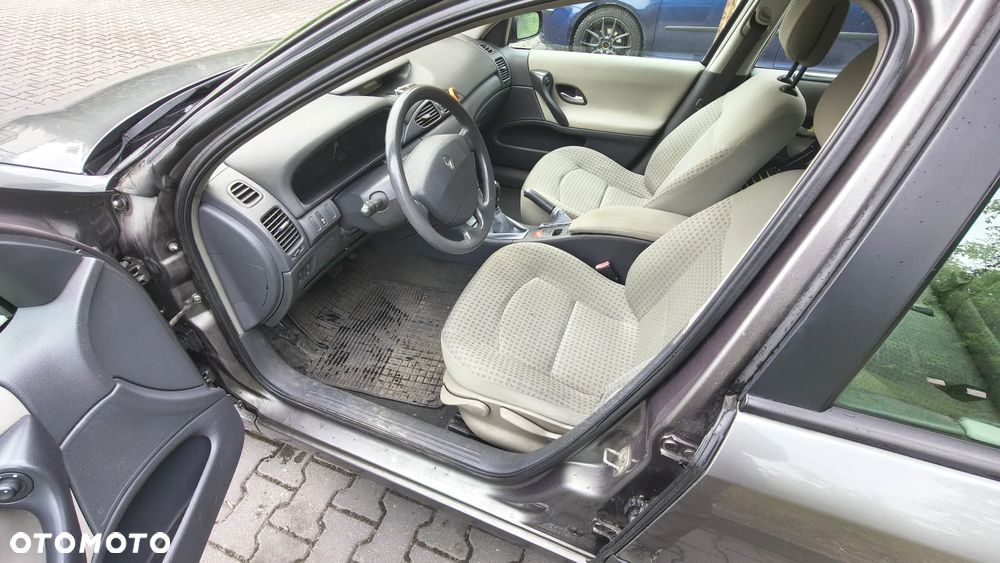 Renault Laguna 1.9 dCi Expression - 7