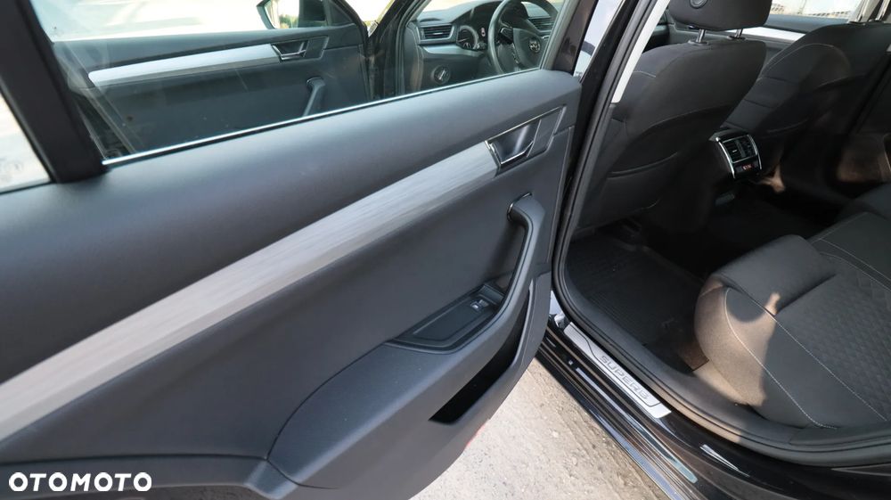 Skoda Superb 1.5 TSI ACT Style - 30