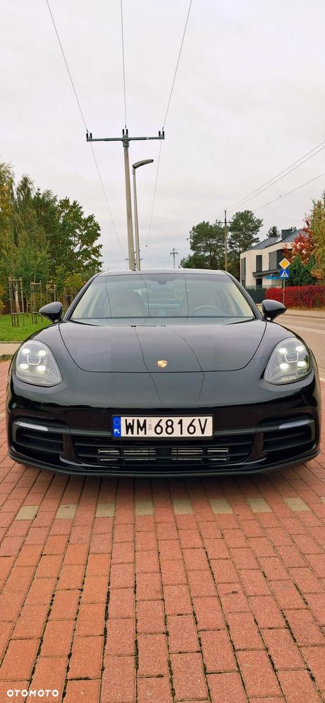 Porsche Panamera - 3