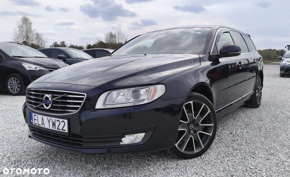 Volvo V70 D2 Momentum - 9